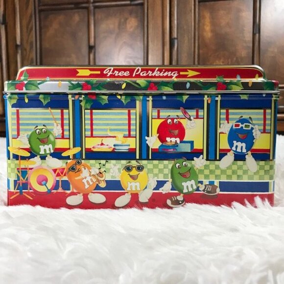 Vintage M&M's Peanut Limited Edition Collectible Christmas Village Series Tin - Picture 3 of 11